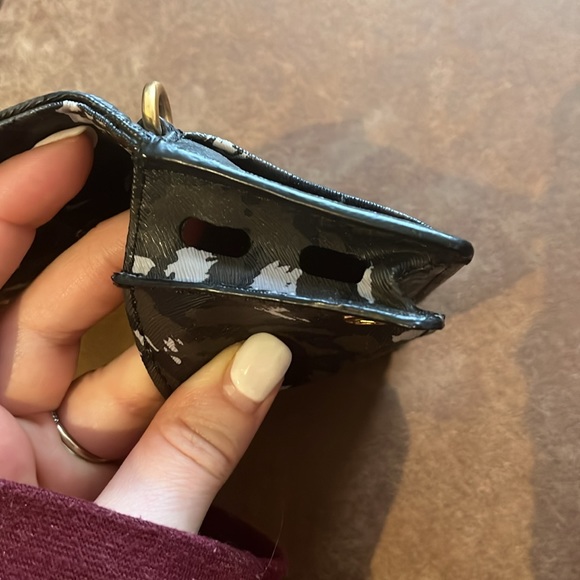 Marc by Marc Jacobs Mini Wallet Phone Purse - Picture 7 of 8